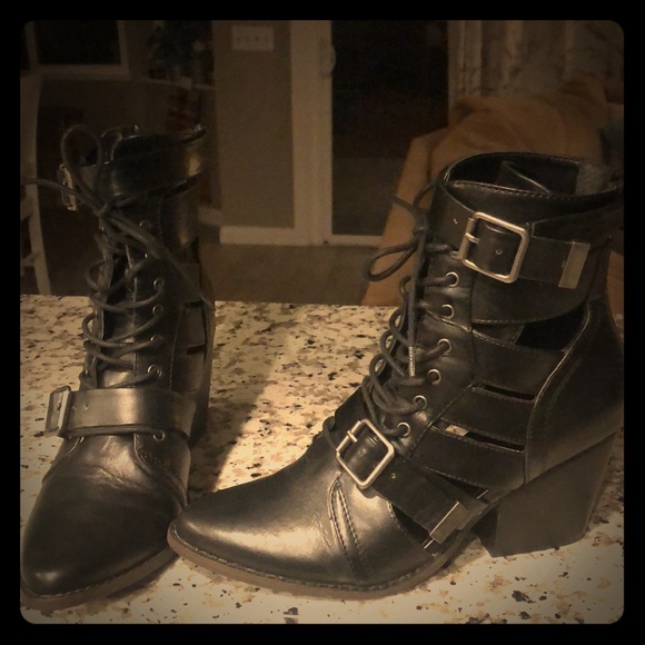 coconuts getty bootie